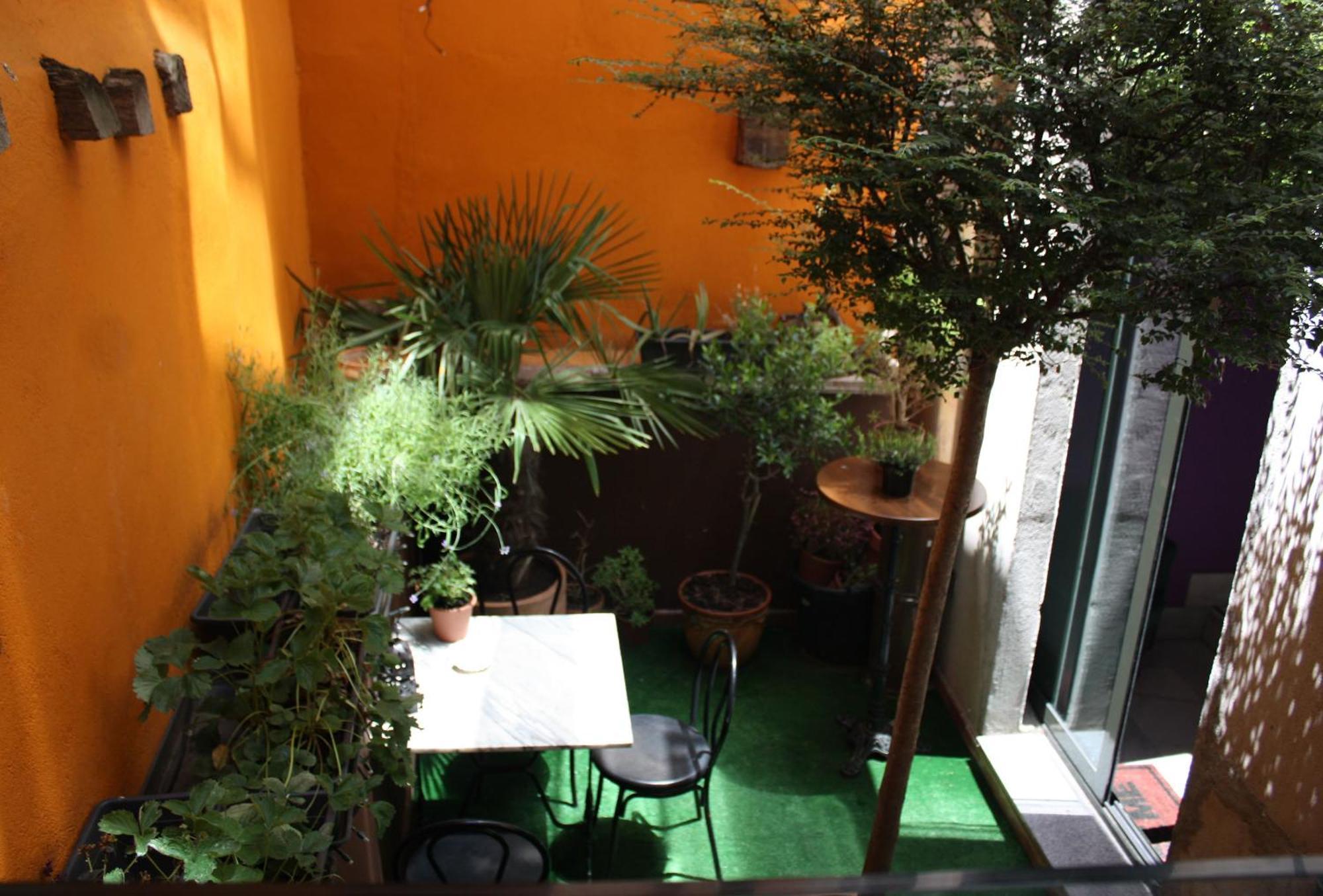 Albergue Revolutum Hostel ซาลามังกา ภายนอก รูปภาพ