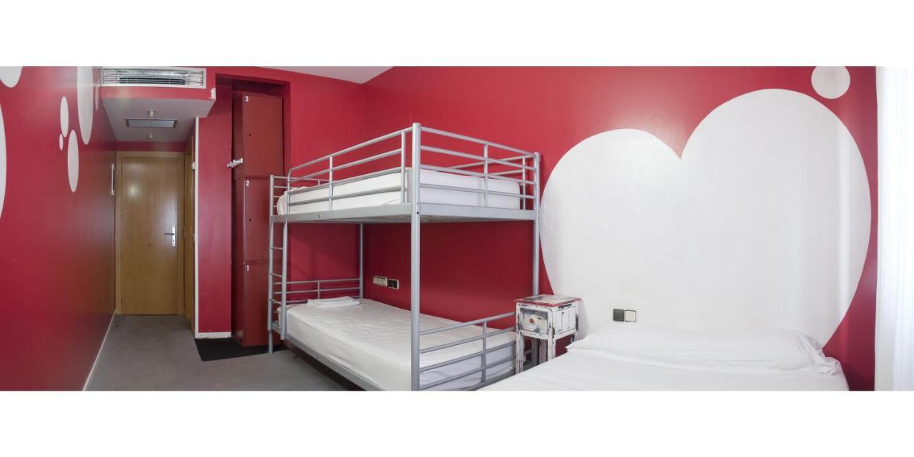 Albergue Revolutum Hostel ซาลามังกา ภายนอก รูปภาพ